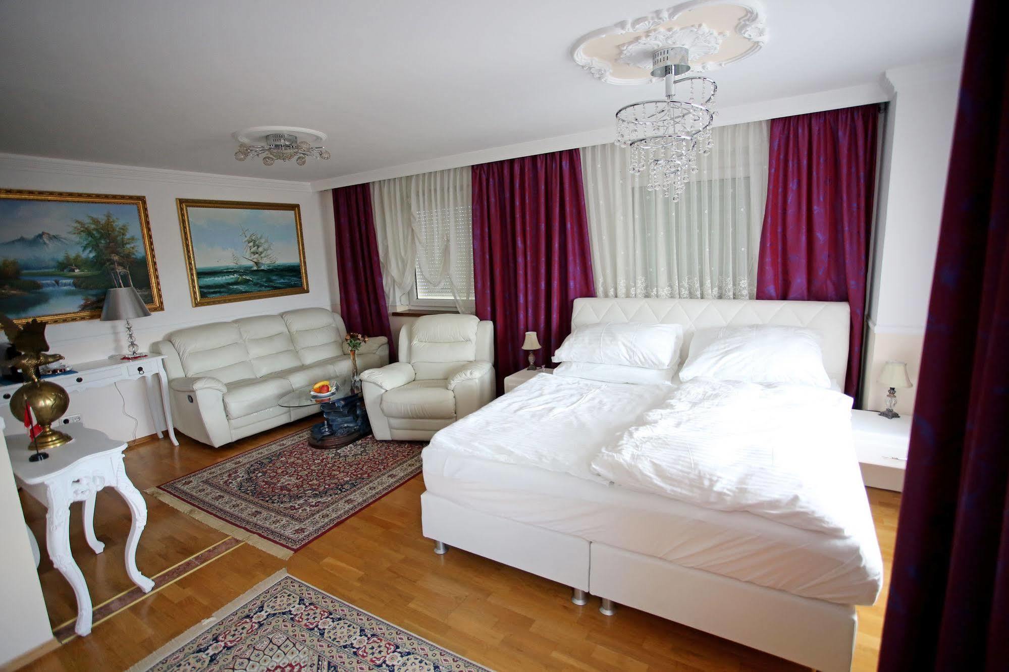 Hoeckner Plaza Hotel Attnang-Puchheim Kültér fotó